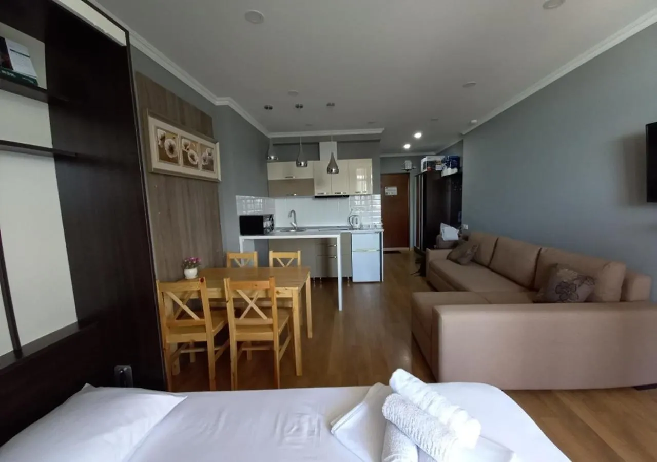 Apartment Marina In Apart-Hotel Residence Batumi